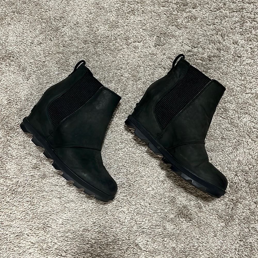 Sorel Black Wedge Chelsea Ankle Boots